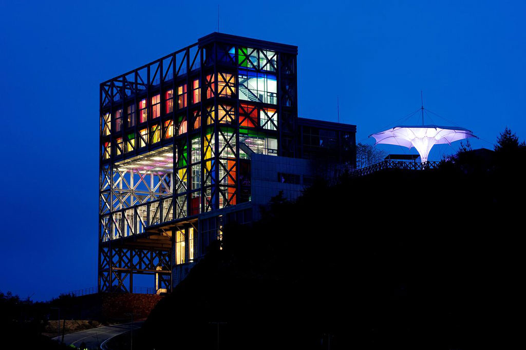 قائمة أغرب فنادق العالم - فندق Haslla Art World Museum في كوريا الجنوبية
