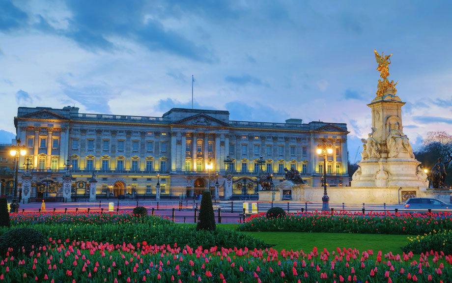 Most Expensive Home In The World - Buckingham Palace