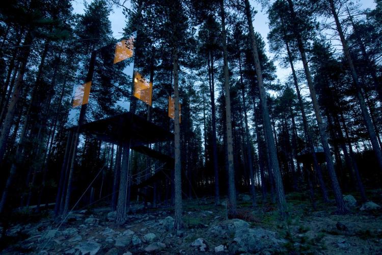 luxury treehouses - Treehotel in Sweden - THE MIRRORCUBE
