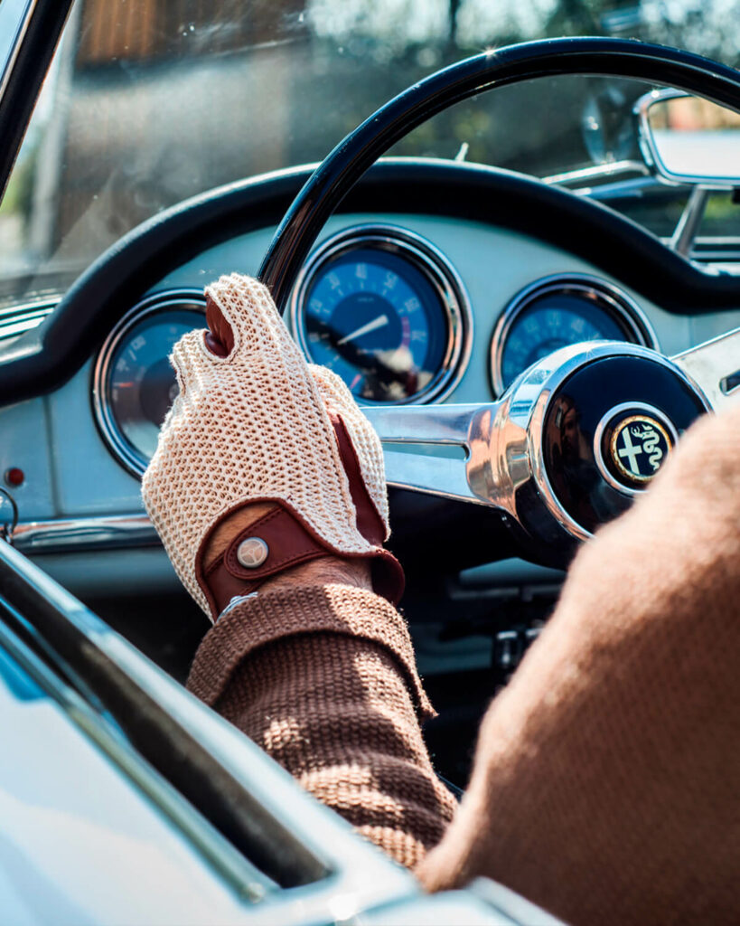 The Best Driving Gloves - VINTAGE-STYLE DRIVING GLOVES