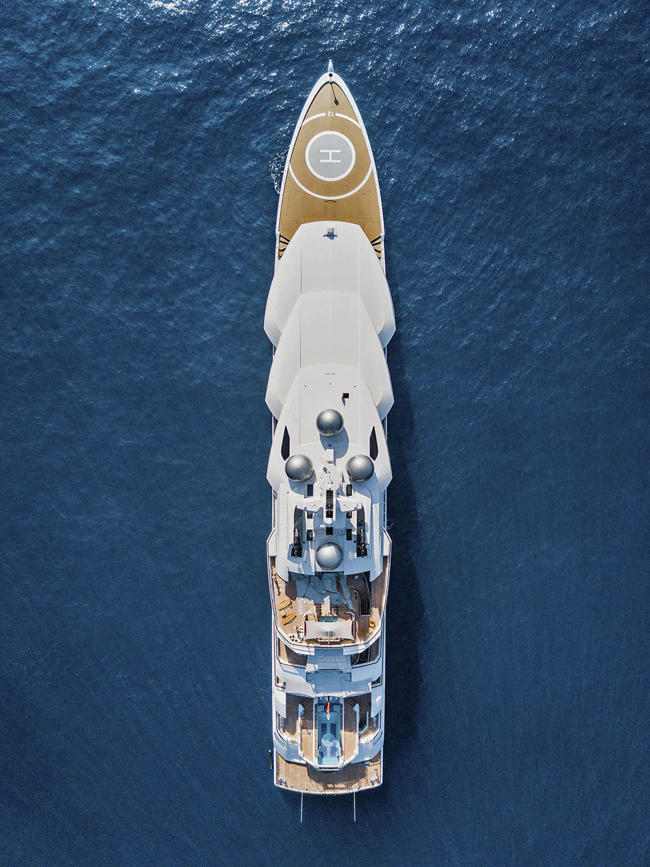 LUXURY YACHTS - Design Philosophy of Luxury Yachts